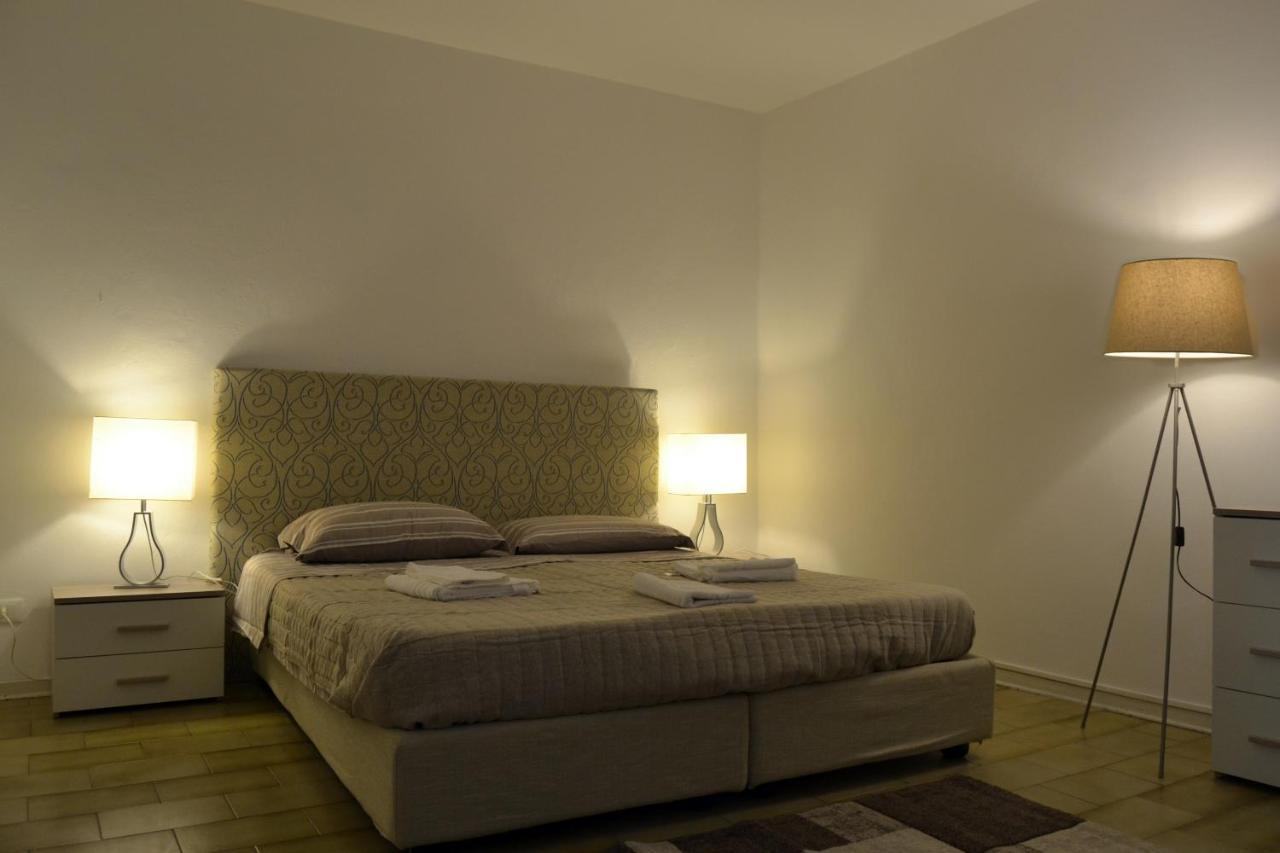 Gabrielli Rooms Et Apartments Sant Antonio Alloggio 4 M0230914084 베로나 외부 사진