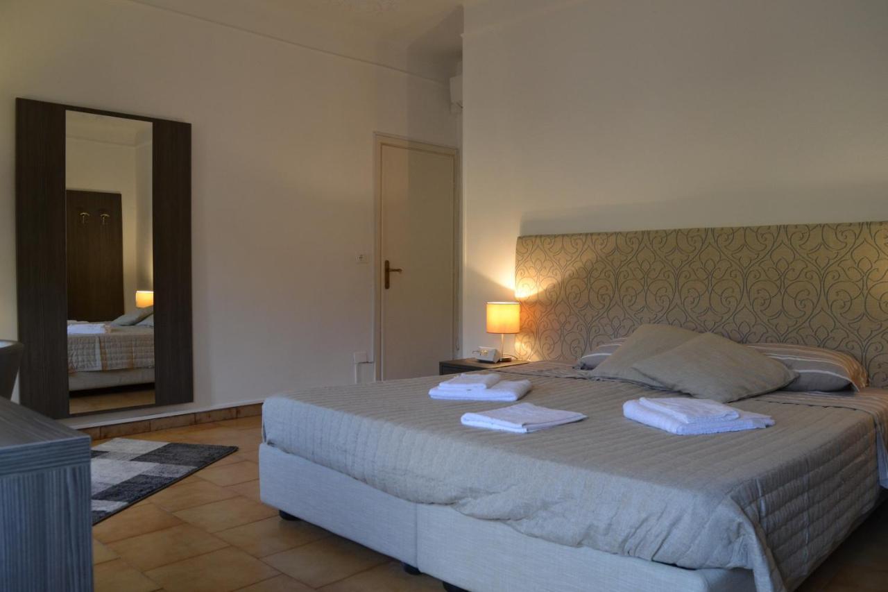 Gabrielli Rooms Et Apartments Sant Antonio Alloggio 4 M0230914084 베로나 외부 사진